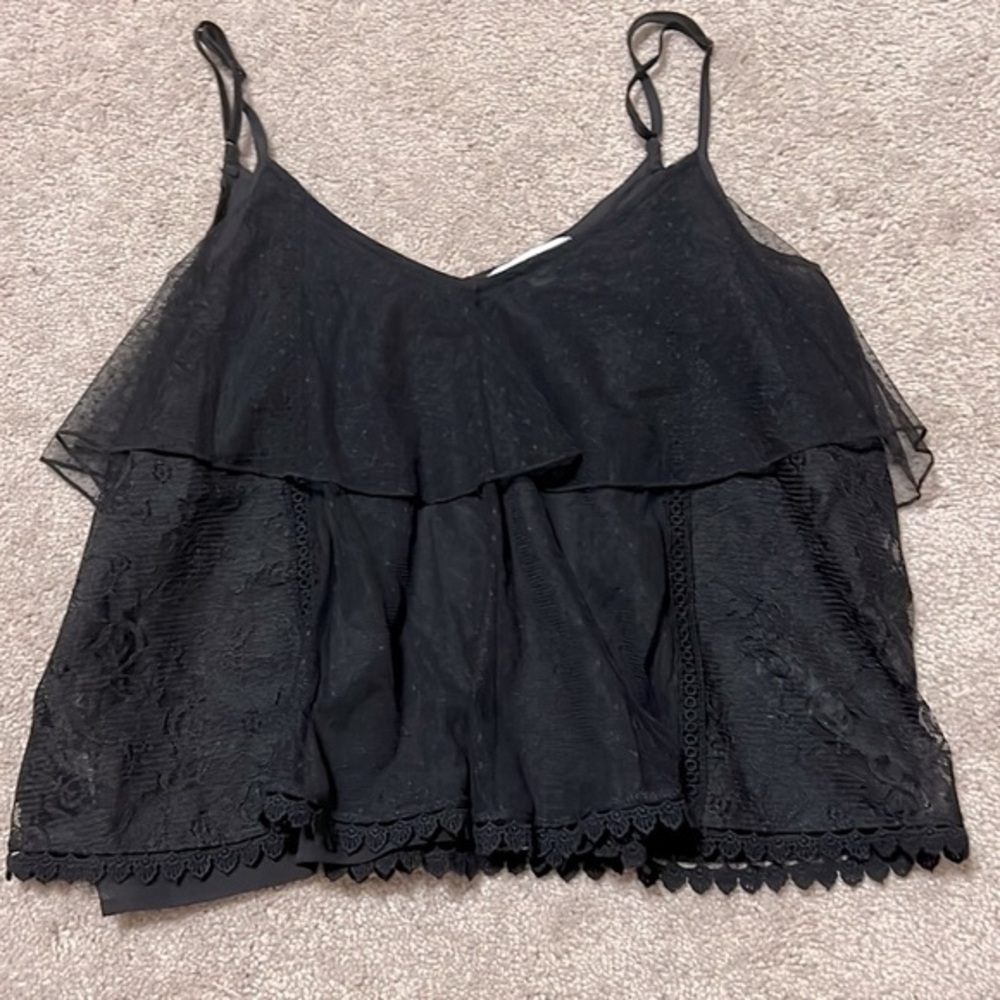 NEW w/o tags AMERICAN EAGLE OUTFITTERS black lacy top Size S